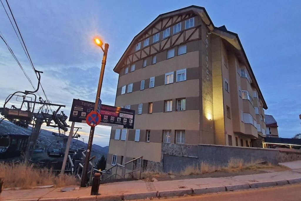 Acogedor Apartamento En Sierra Nevada Con Piscina Acceso Directo A Silla Dış mekan fotoğraf